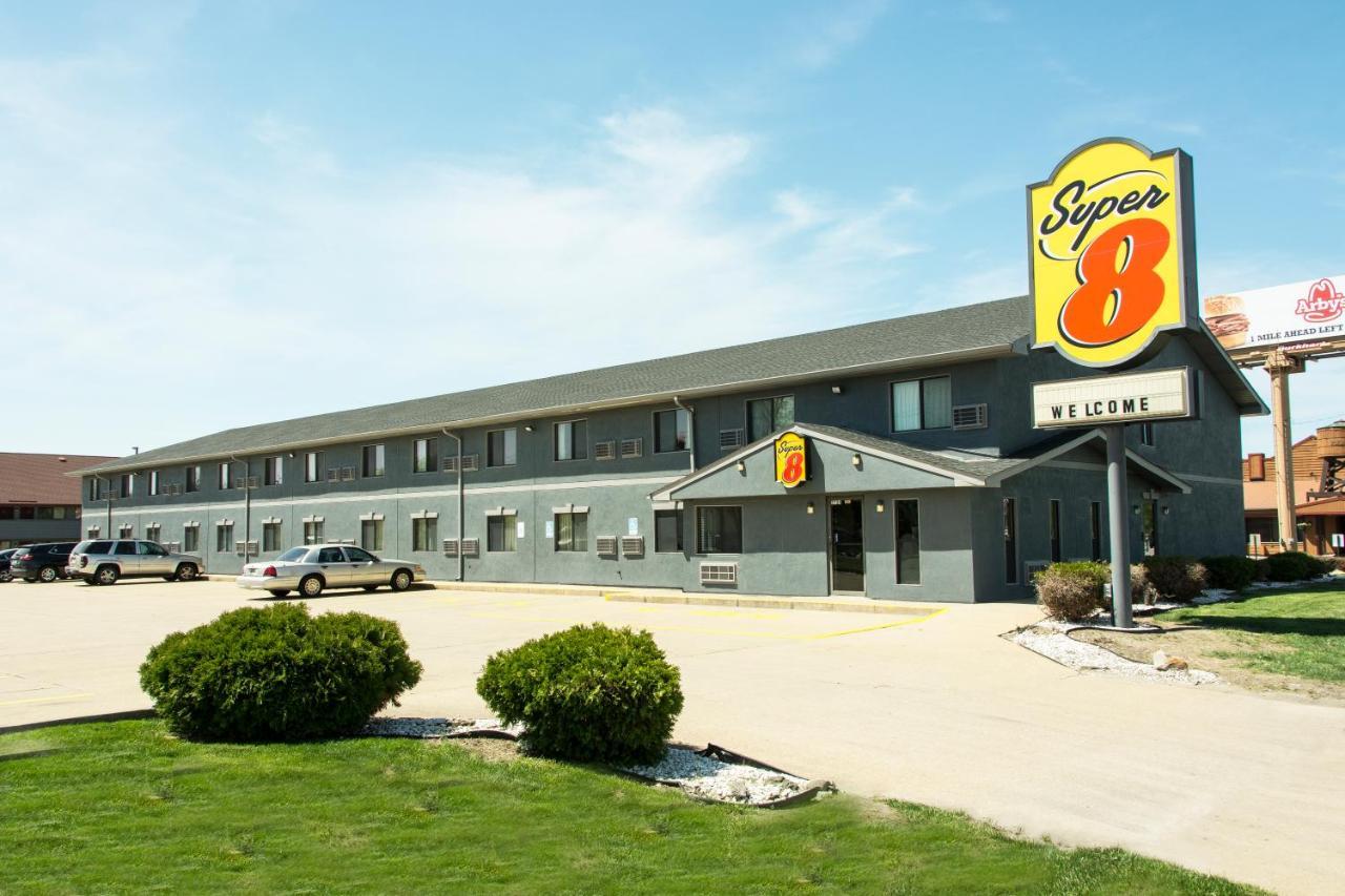 Super 8 By Wyndham Michigan City Esterno foto