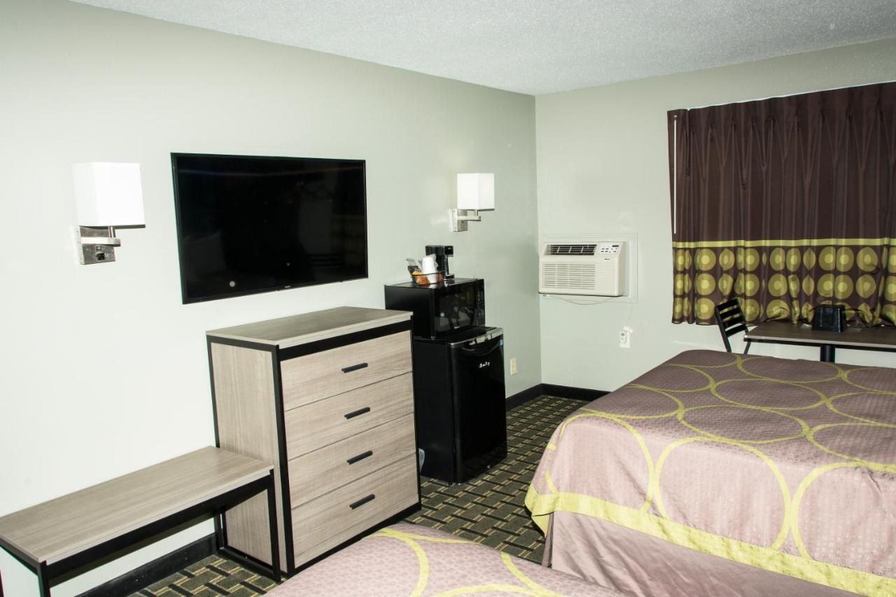 Super 8 By Wyndham Michigan City Esterno foto