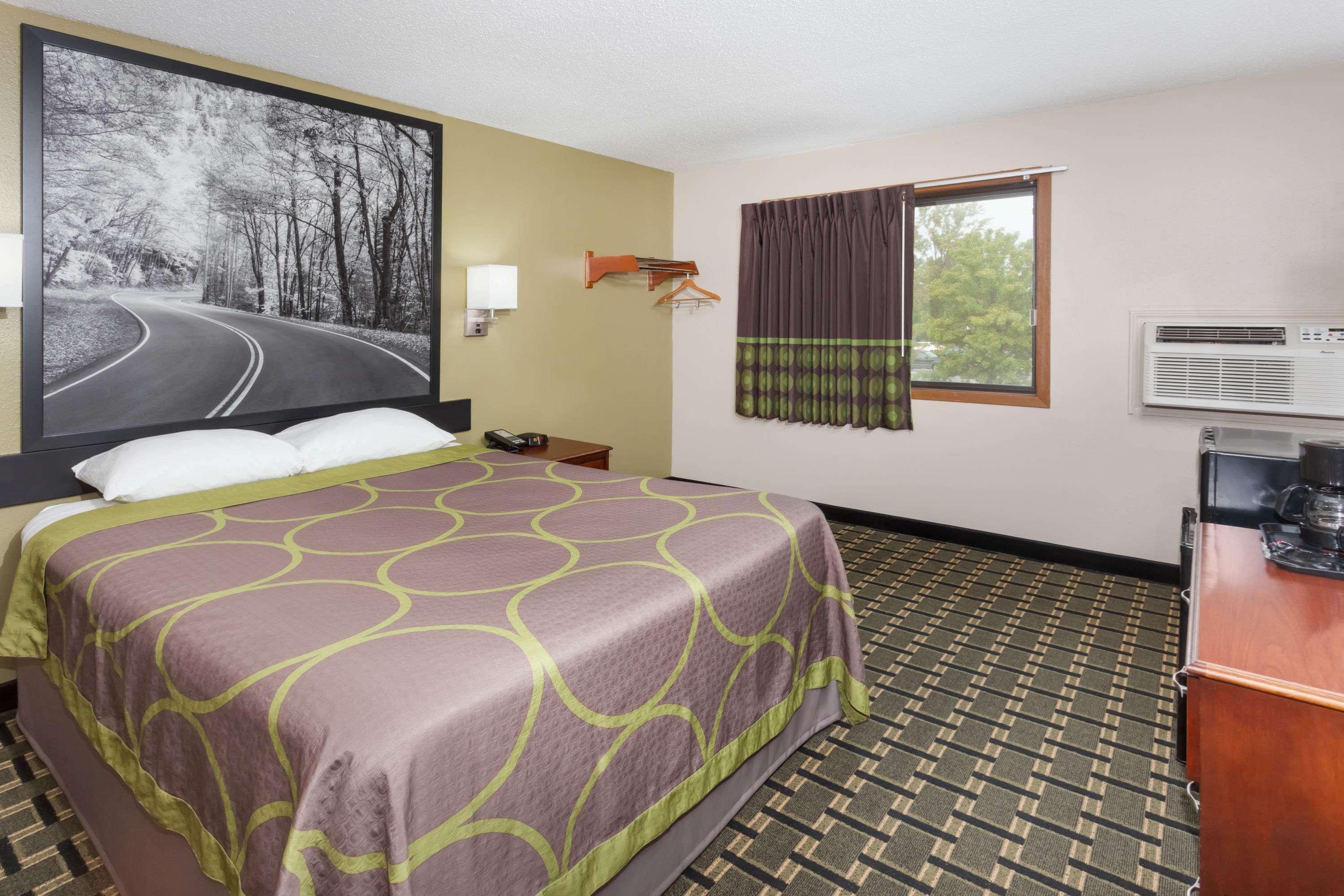 Super 8 By Wyndham Michigan City Esterno foto