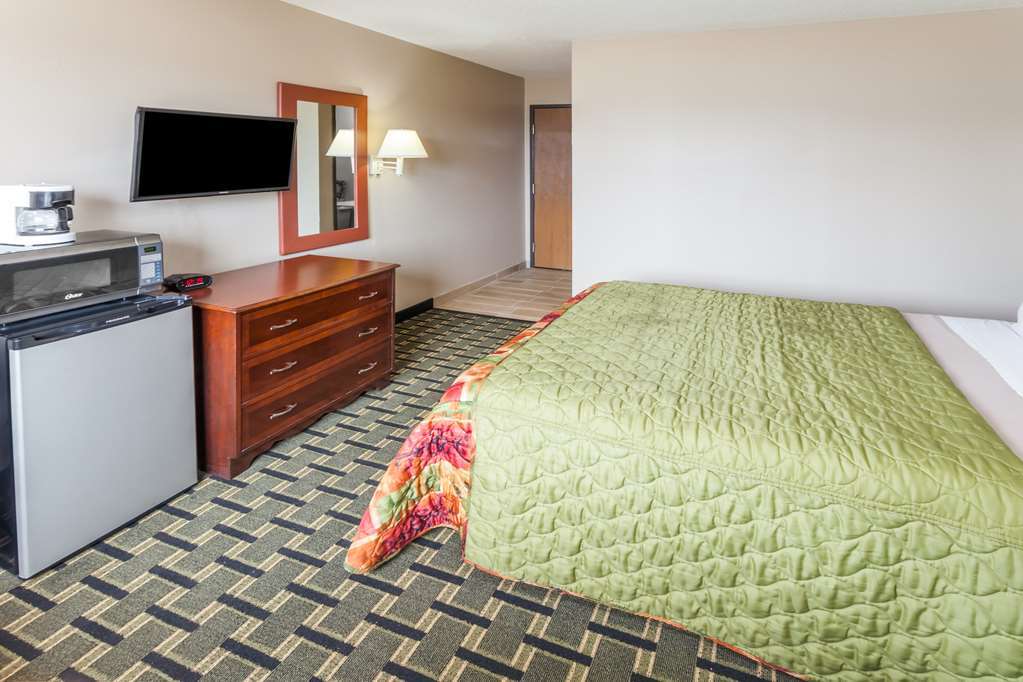 Super 8 By Wyndham Michigan City Camera foto