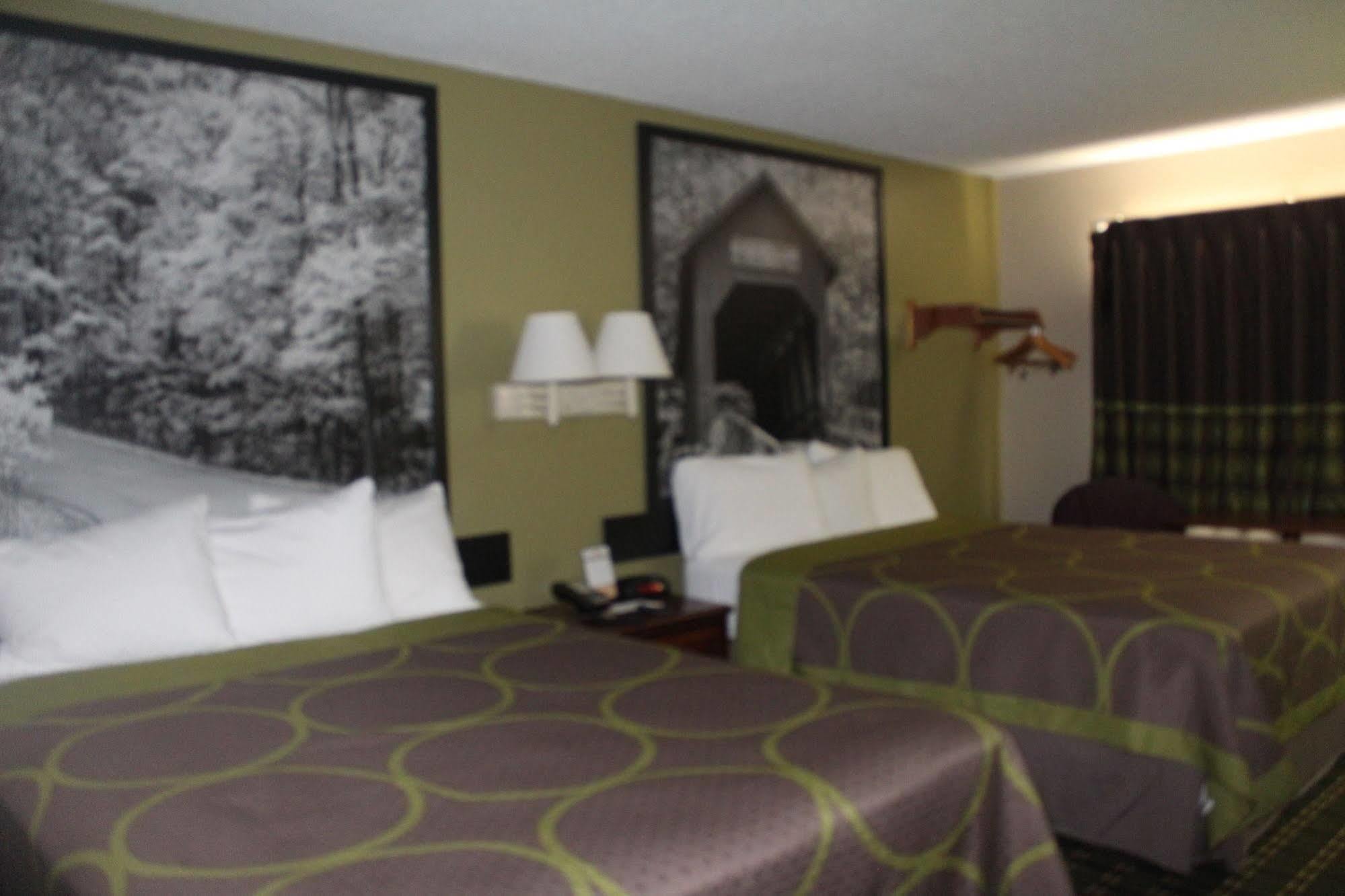Super 8 By Wyndham Michigan City Esterno foto